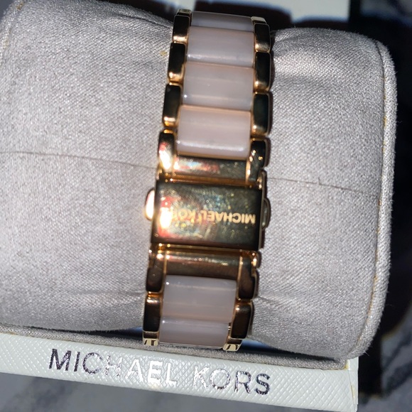Michael Kors rose gold watch